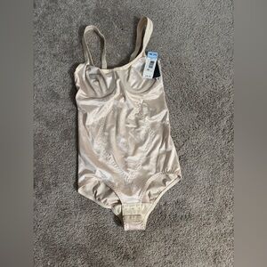 Flexees Floral Beige Women's bodysuit shape Size 36B